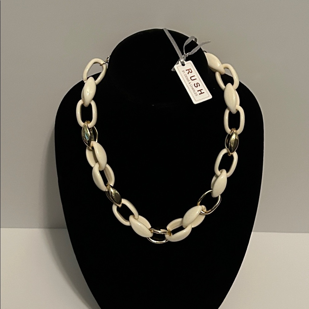 Rush by Charles and Denis Acrylic Chunky Link Necklace Off-White & Gold 21” New